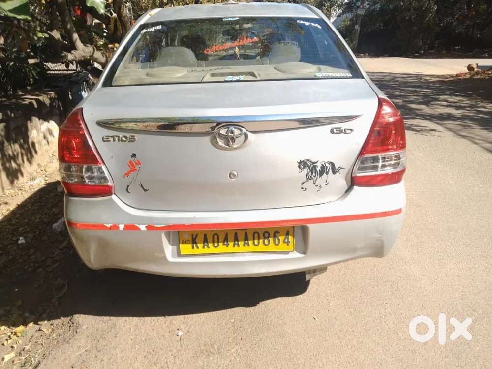 Toyota Etios 2015 Diesel 180000 Km Driven