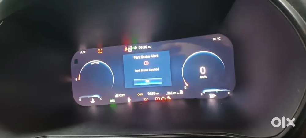 Tata Safari Dark Edition 2024