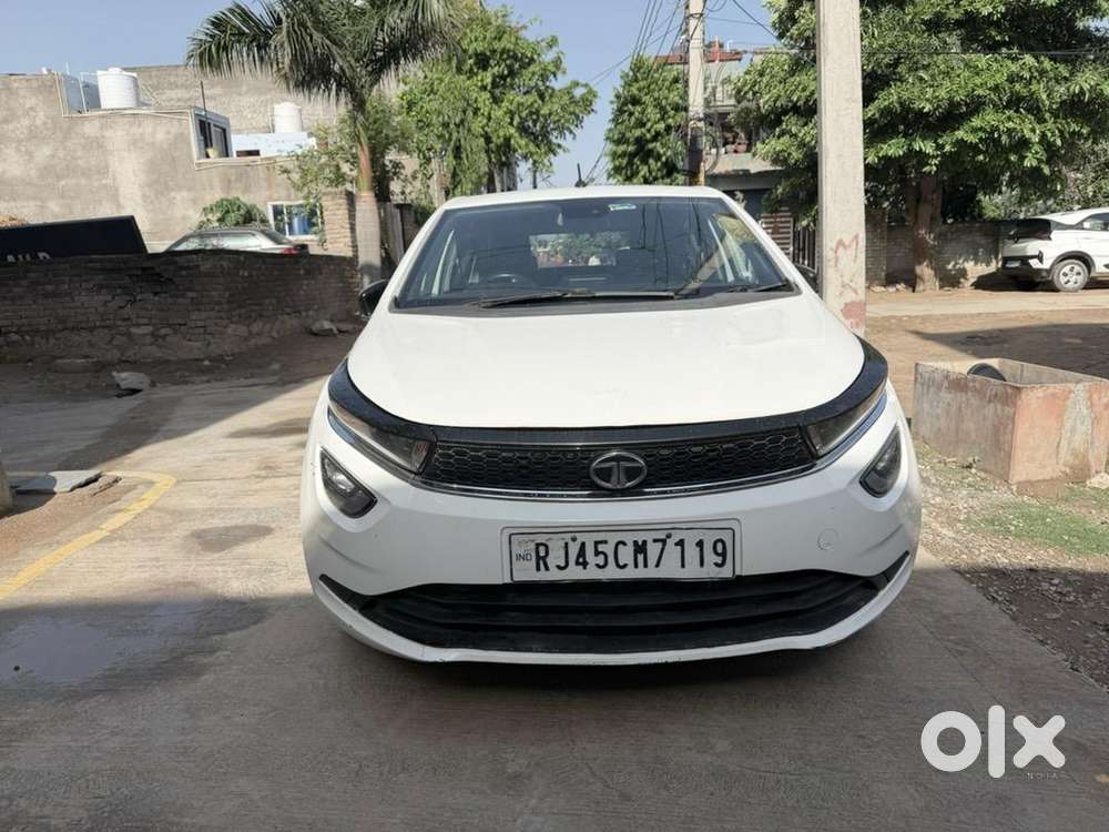 Tata Altroz 2019 Petrol 200000 Km Driven In Cng Outside Fitted