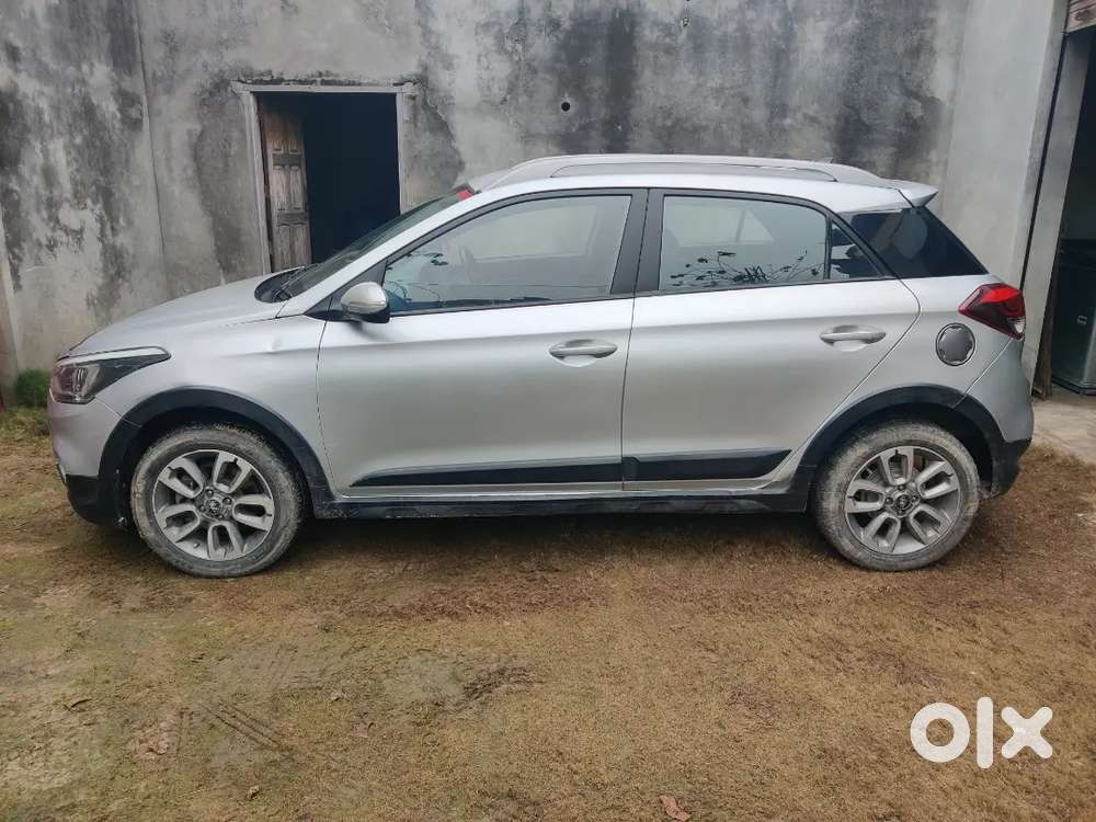 Hyundai I20 Active 2015 Petrol 35000 Km Driven With Service Record