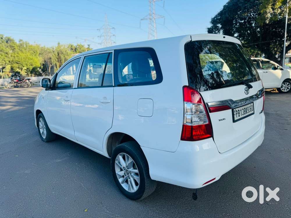 Toyota Innova 2.0 Gx 8 Seater, 2011, Diesel