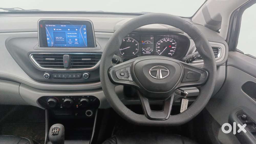 Tata Altroz 1.2 Xm Plus, 2021, Petrol