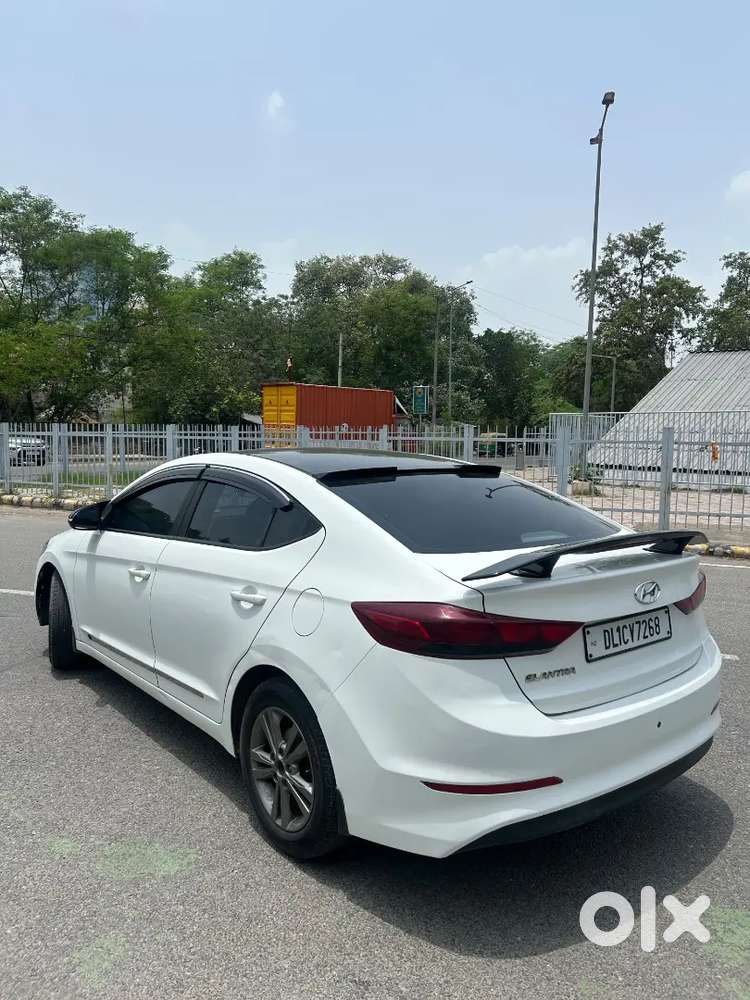 Hyundai New Elantra 2016 Petrol Manual 60500 Km
