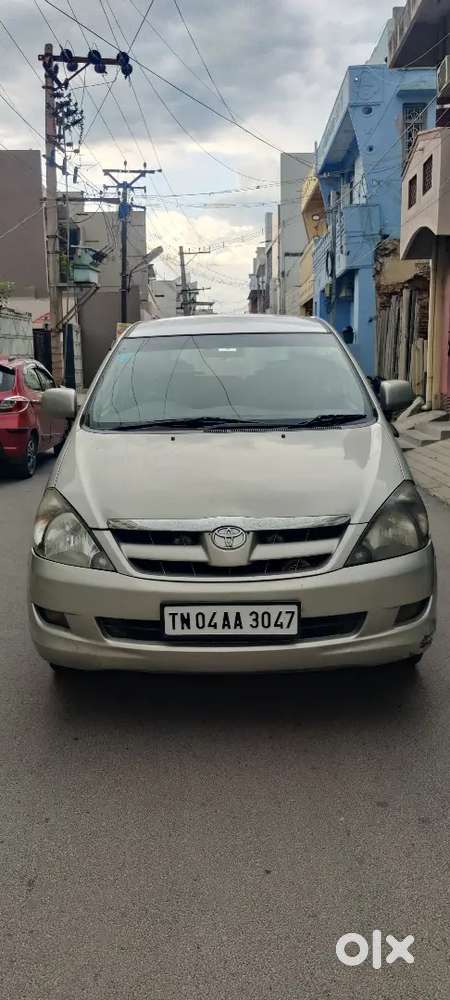 Toyota Innova 2006 Diesel 303000 Km Driven