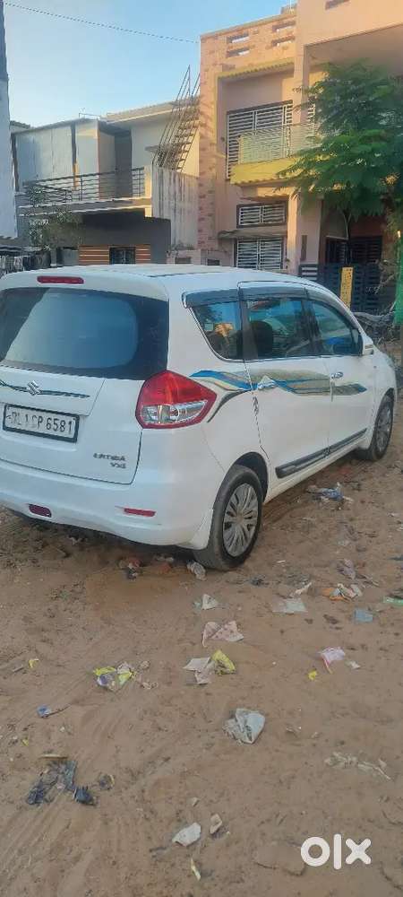 Maruti Suzuki Ertiga Cng 2013