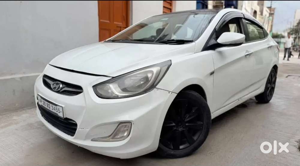 Hyundai Verna 2011 1.6 S