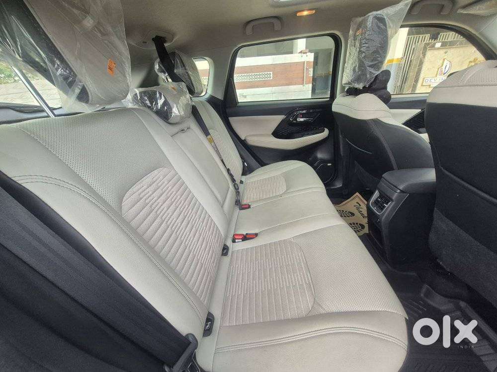 Maruti Suzuki Victoris Zxi Plus (o) Petrol Manual, 2026, Petrol