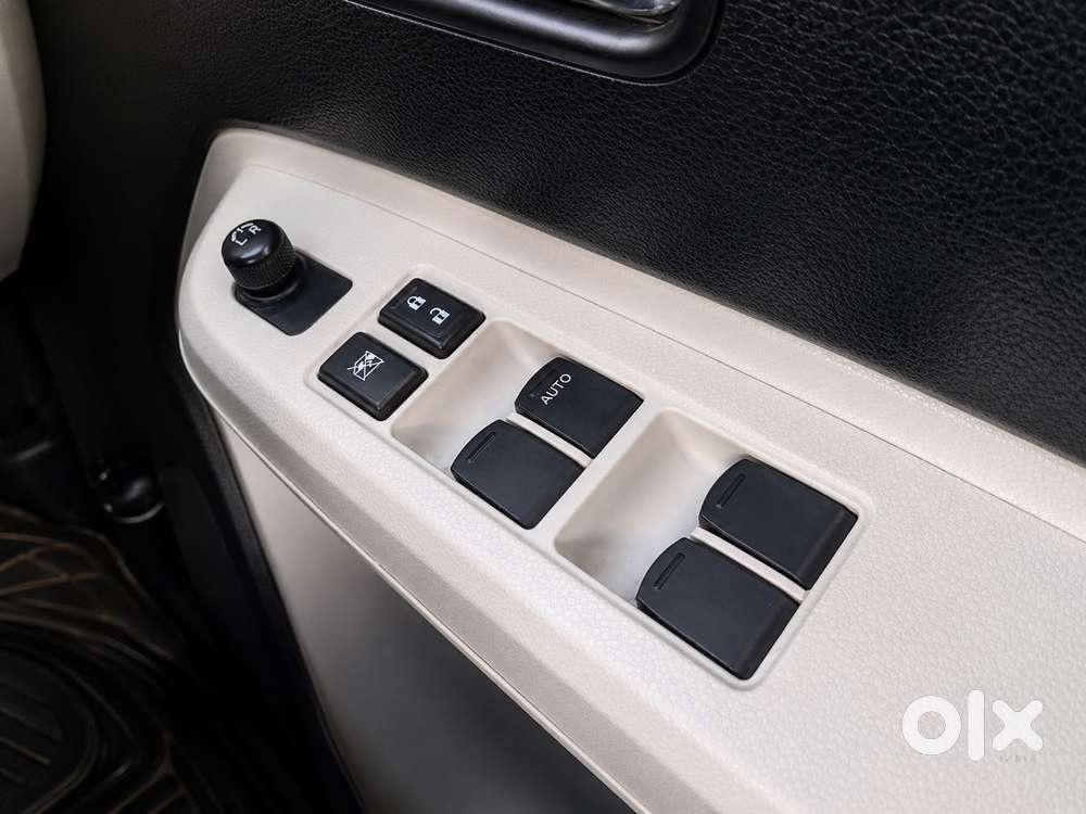 Maruti Suzuki Ignis 1.2 Amt Delta, 2017, Petrol