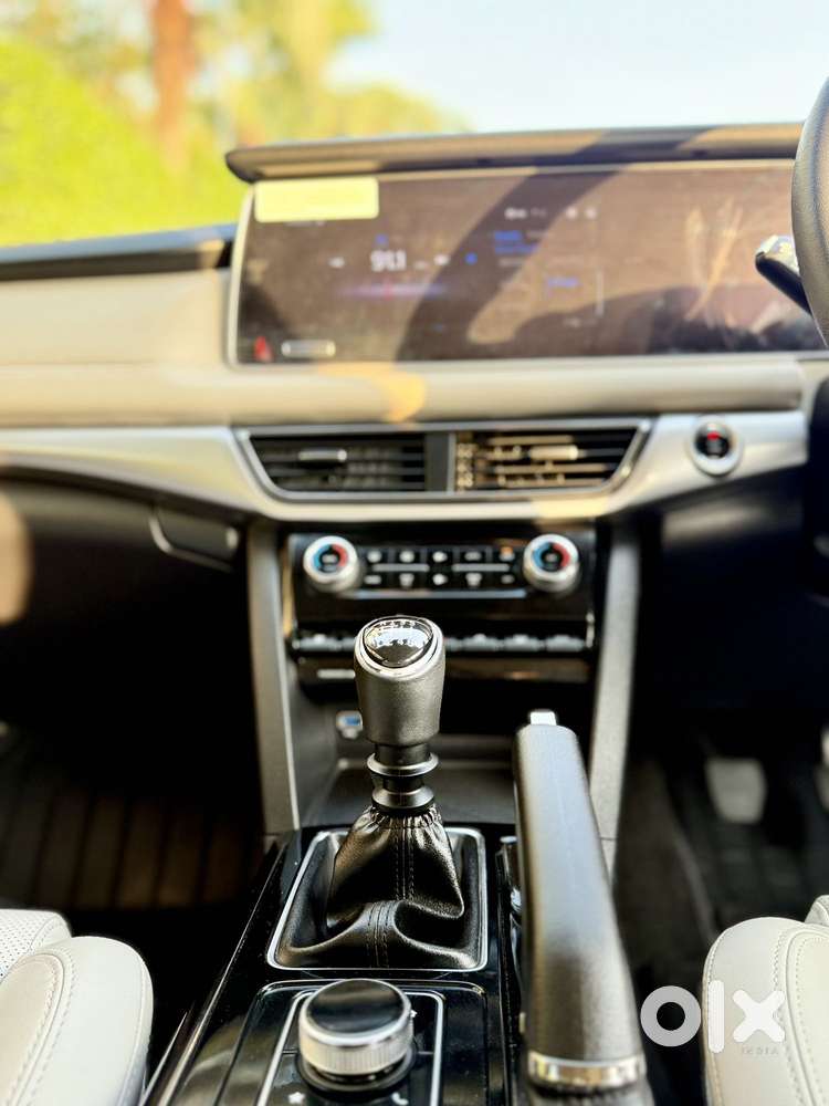 Mahindra Xuv700 2.2 Ax 7 Diesel Mt Str, 2024, Diesel