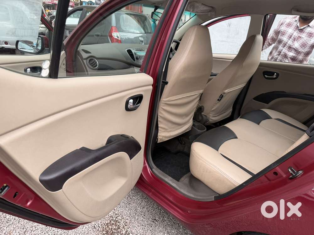 Hyundai I10 Sportz Bluedrive 1.1 Mt, 2014, Lpg