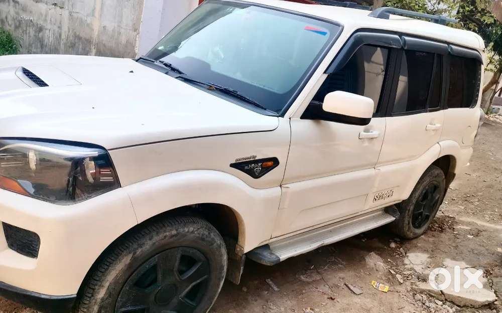 Mahindra Scorpio 2016 Diesel 62000 Km Driven
