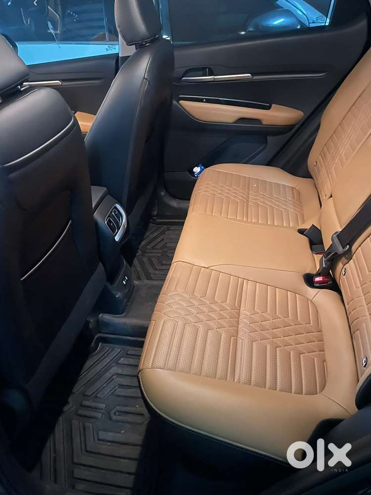 Kia Sonet Petrol Automatic 2024