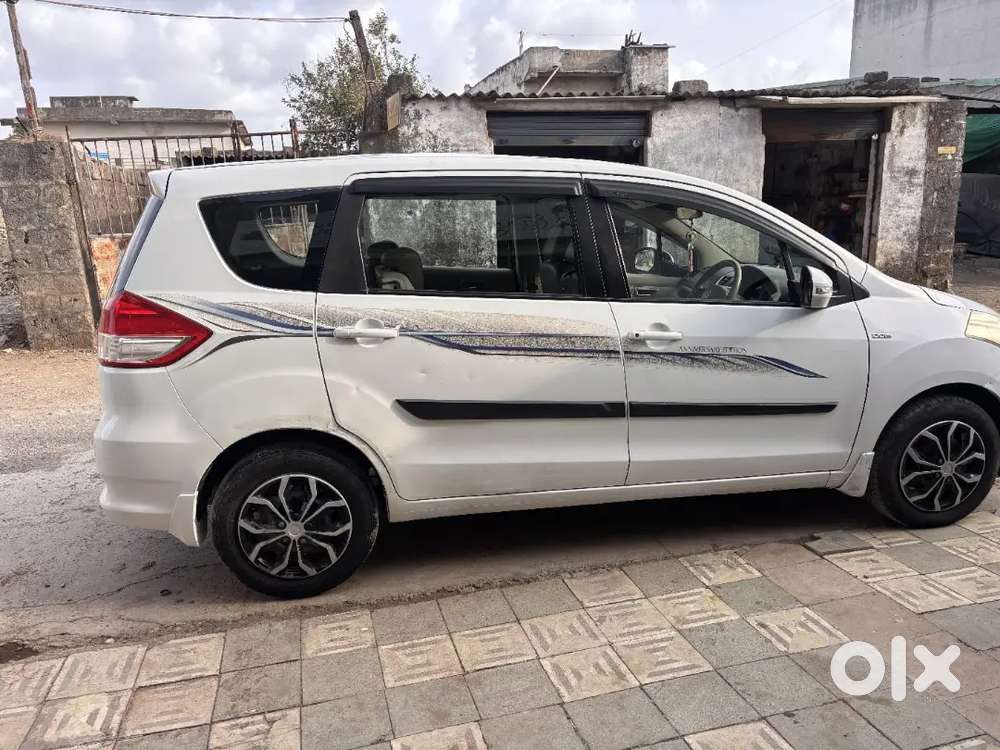 Maruti Suzuki Ertiga 2016