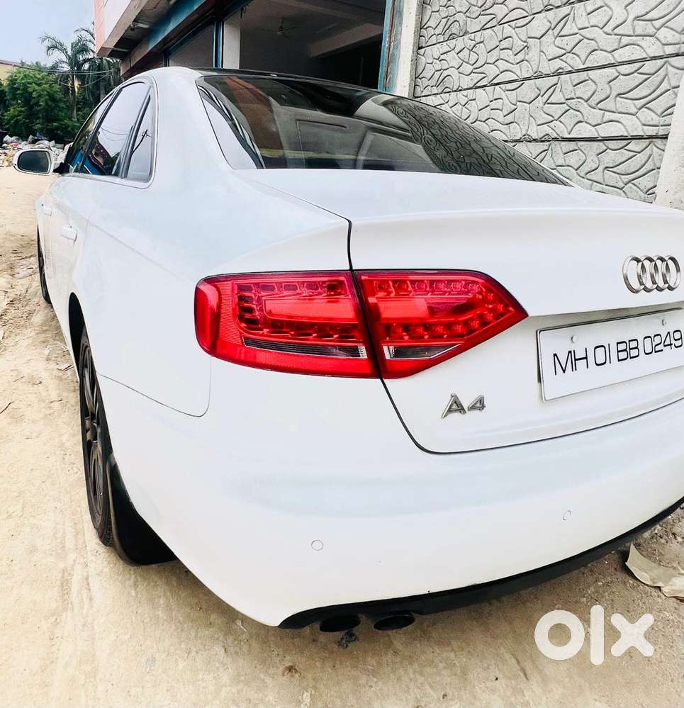 Audi A4, 2011, Petrol