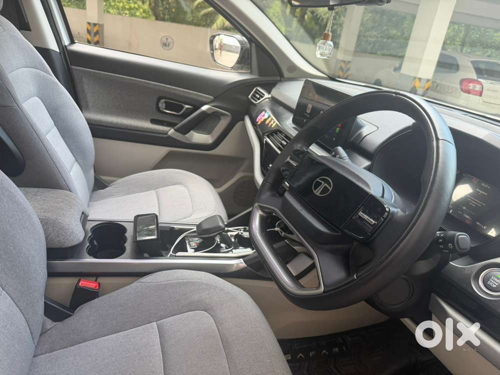 Tata Safari Diesel 2025