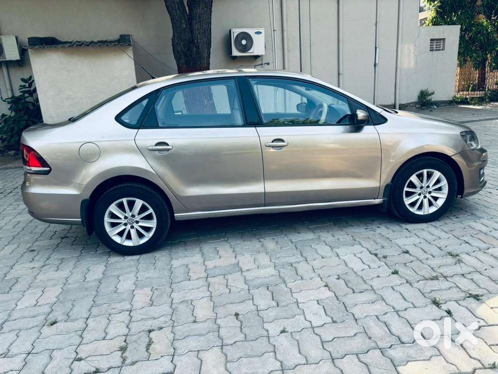 Doctor Female Auto Car