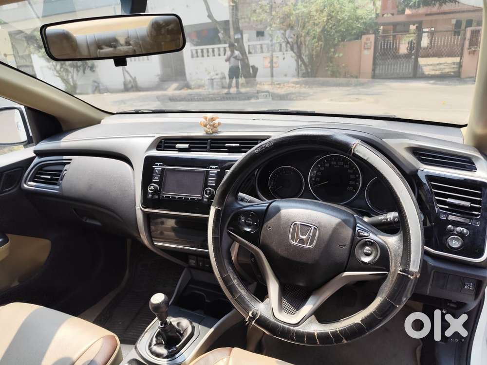 Honda City 1.5 V 4th Gen I-vtec Mt, 2016, Petrol