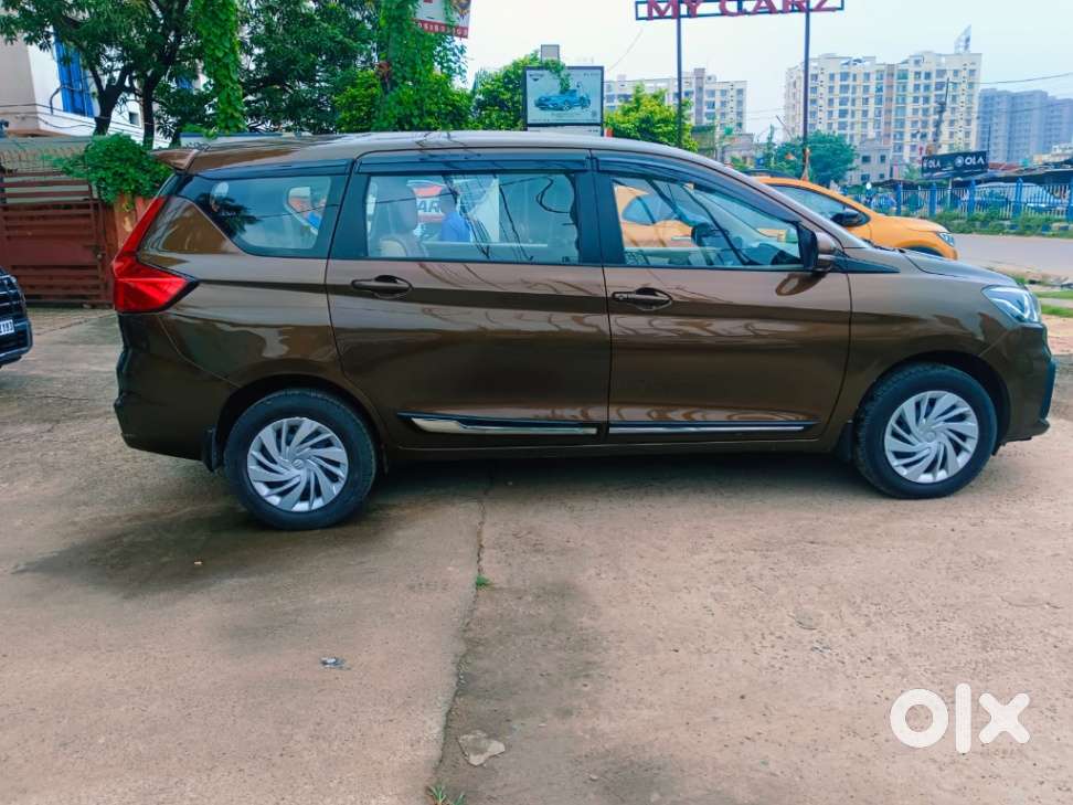 Maruti Suzuki Ertiga 1.5 Vxi, 2022, Petrol