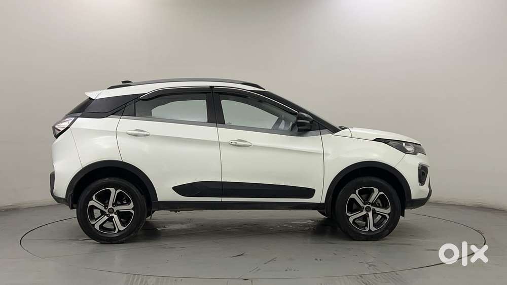 Tata Nexon 1.2 Revotron Xza Plus (o), 2022, Petrol