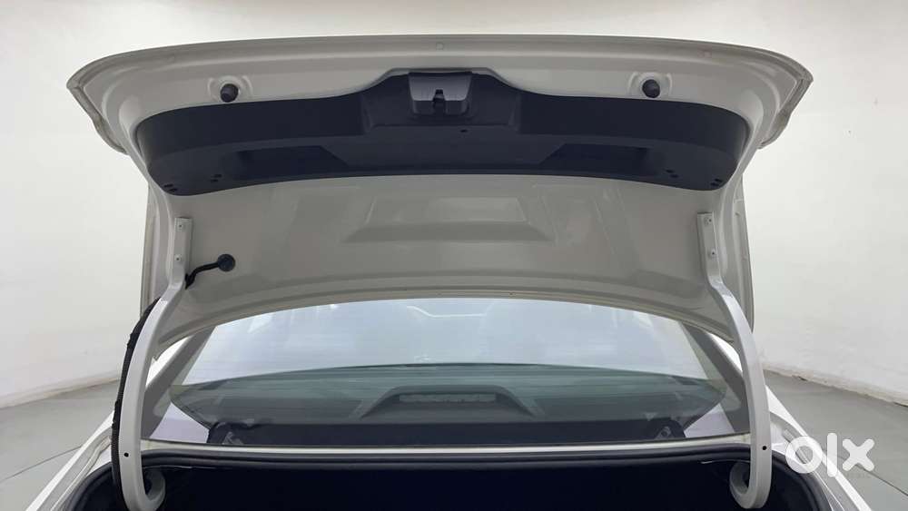 Volkswagen Virtus Highline Plus 1.0 Tsi At, 2024, Petrol