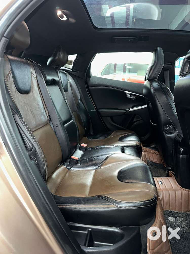 Volvo V40 Cross Country D3, 2015, Diesel