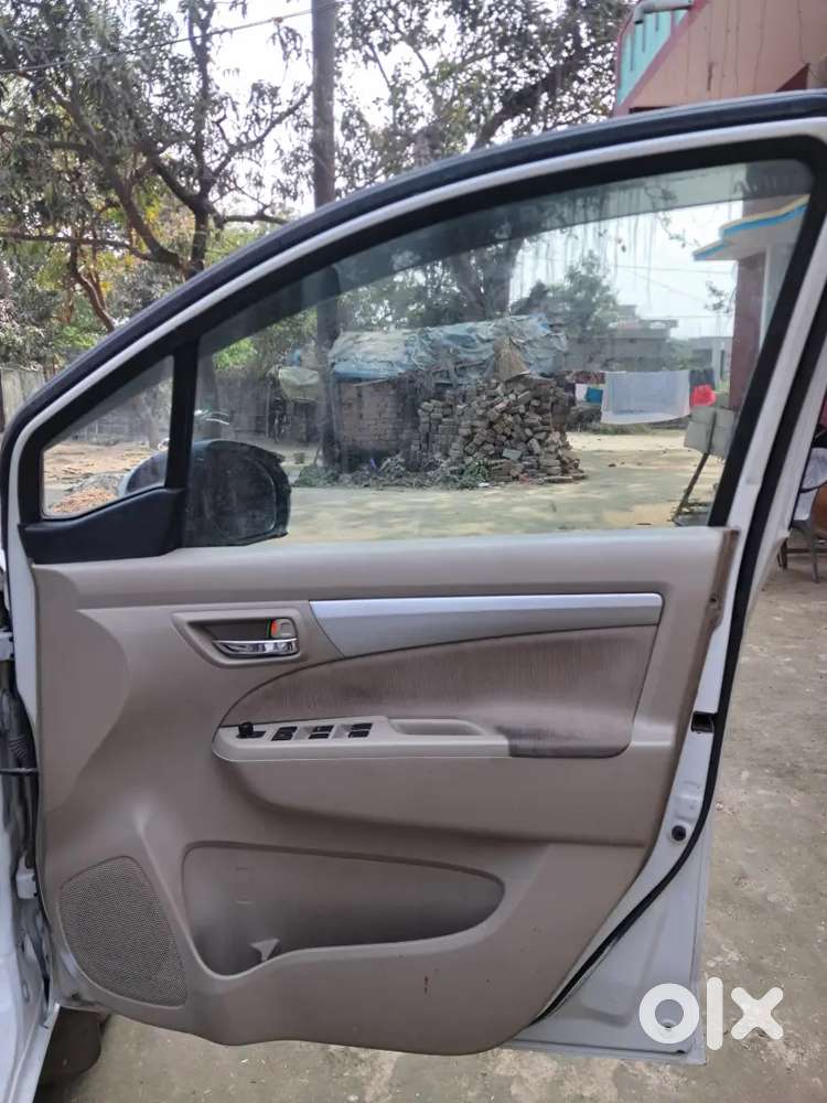 Maruti Suzuki Ertiga Vxi Showroom Condition Like New Car