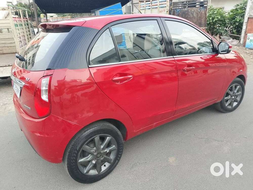 Tata Bolt Revotron Xt, 2016, Petrol