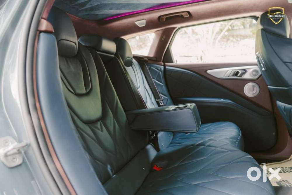 Bmw Xm Plug-in Hybrid [2022-2023], 2023, Petrol