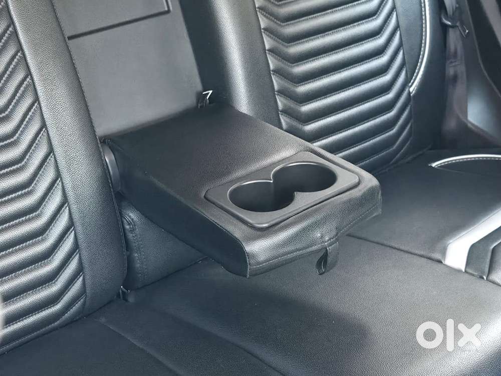Maruti Suzuki Vitara Brezza 1.5 Zxi, 2021, Petrol