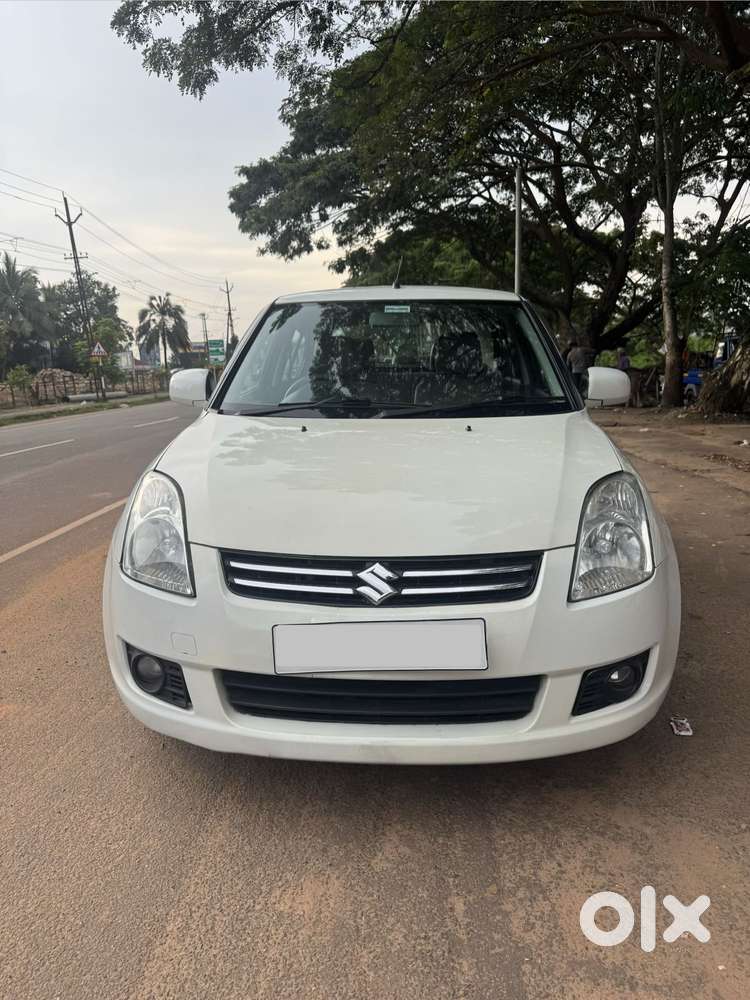 Maruti Suzuki Swift Dzire 1.2 Vxi Bsiv, 2011, Petrol