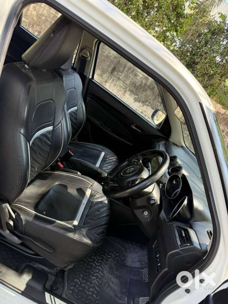 Maruti Suzuki Swift Vvt Vxi, 2022, Petrol