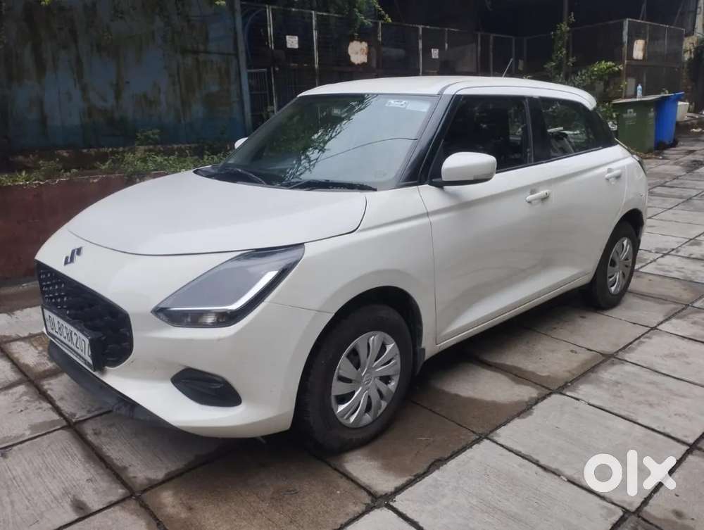 Maruti Suzuki Swift Vxi, 2025, Petrol