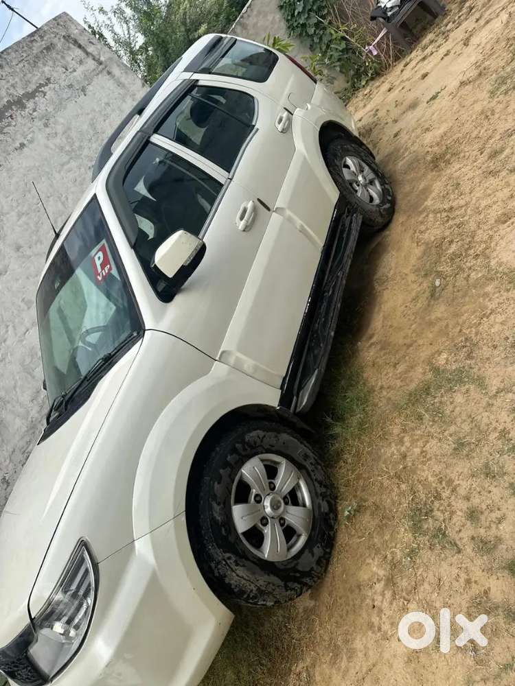 Tata Safari Storme Diesel 2015