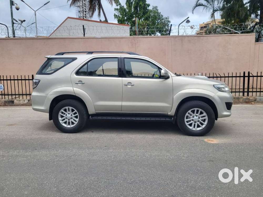 Toyota Fortuner 3.0 4x2 Automatic, 2012, Diesel