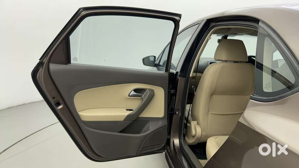 Volkswagen Vento 2013-2015 1.2 Tsi Highline At, 2016, Petrol