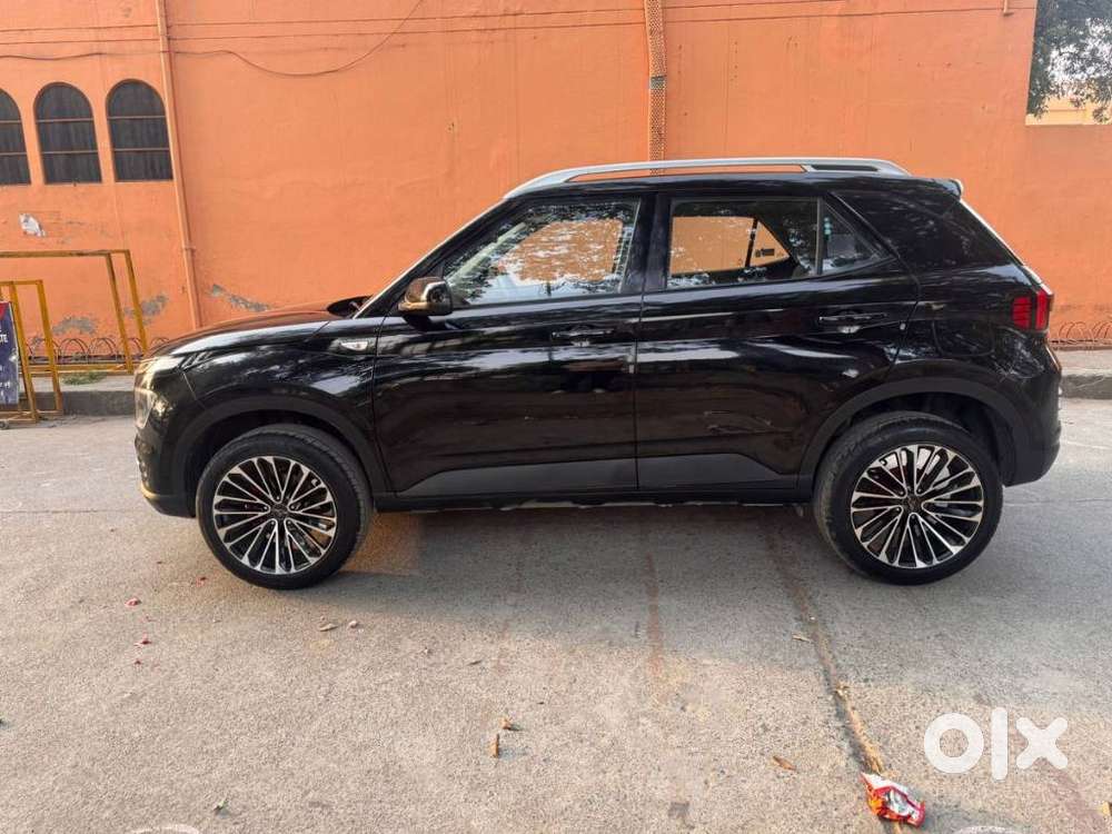 Hyundai Venue S 1.2 Petrol, 2024, Petrol