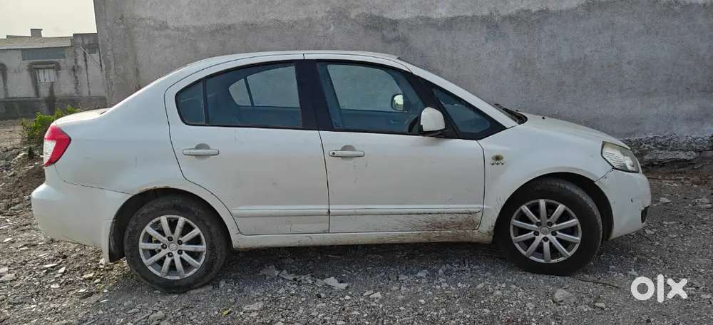 Maruti Suzuki Sx4 Zxi 2010 At