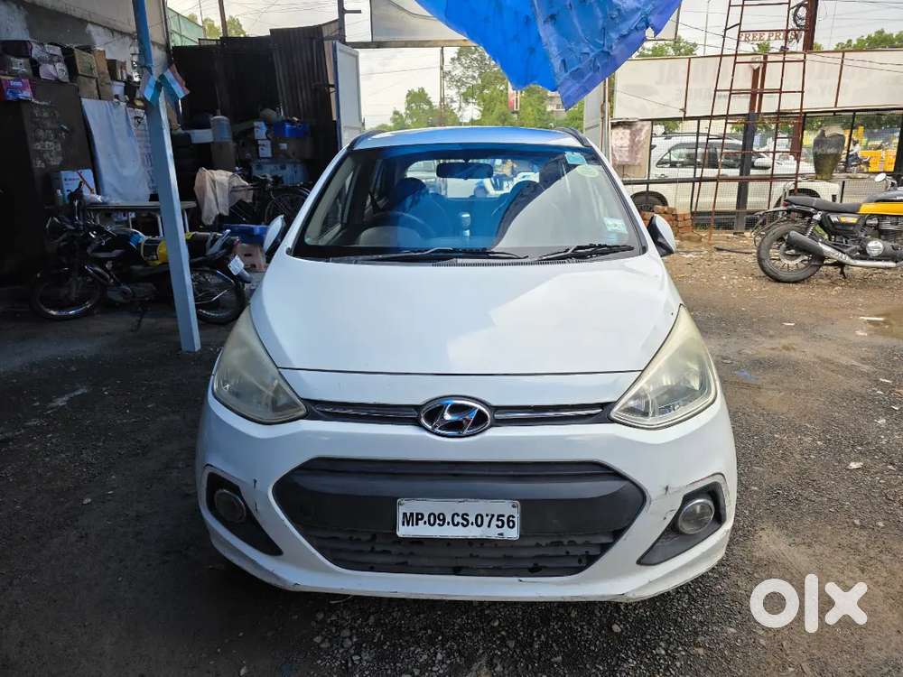 Hyundai Grand I10 Sportz 2015 Petrol