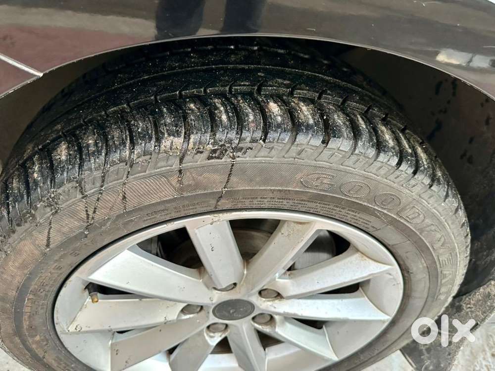 Škoda Superb 2015 1st Owner 47800 Kms Driven