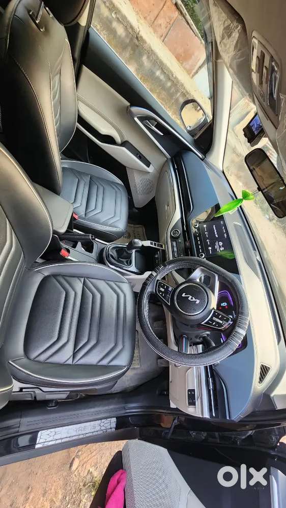 Kia Carens 2025 Petrol 13000 Km Driven