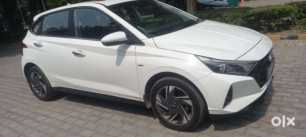 Hyundai I20 Asta (o) 1.2 Ivt, 2022, Petrol