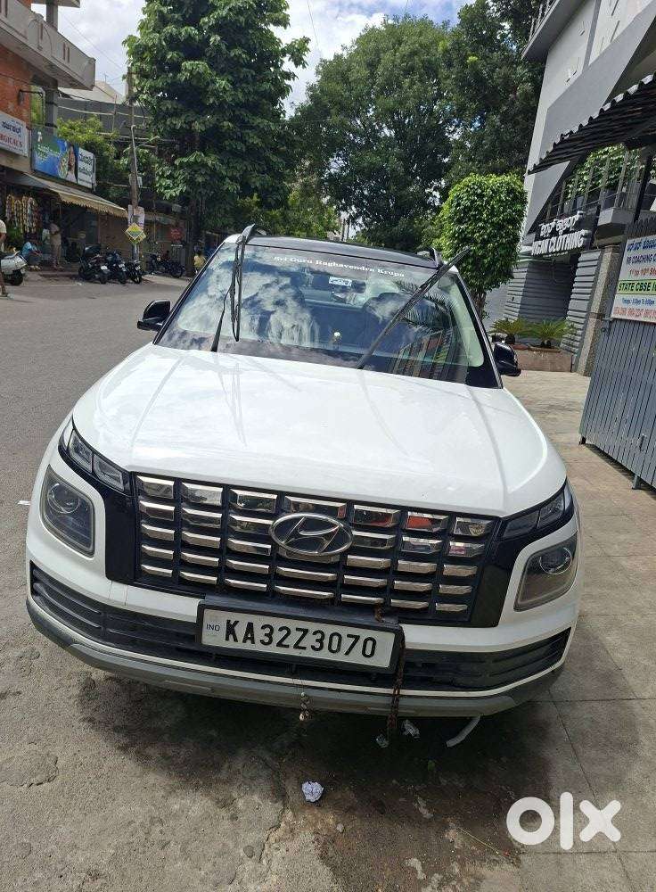 Hyundai Venue 1.2 S Plus, 2022, Petrol
