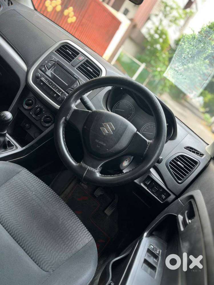 Maruti Suzuki Brezza, 2022, Petrol