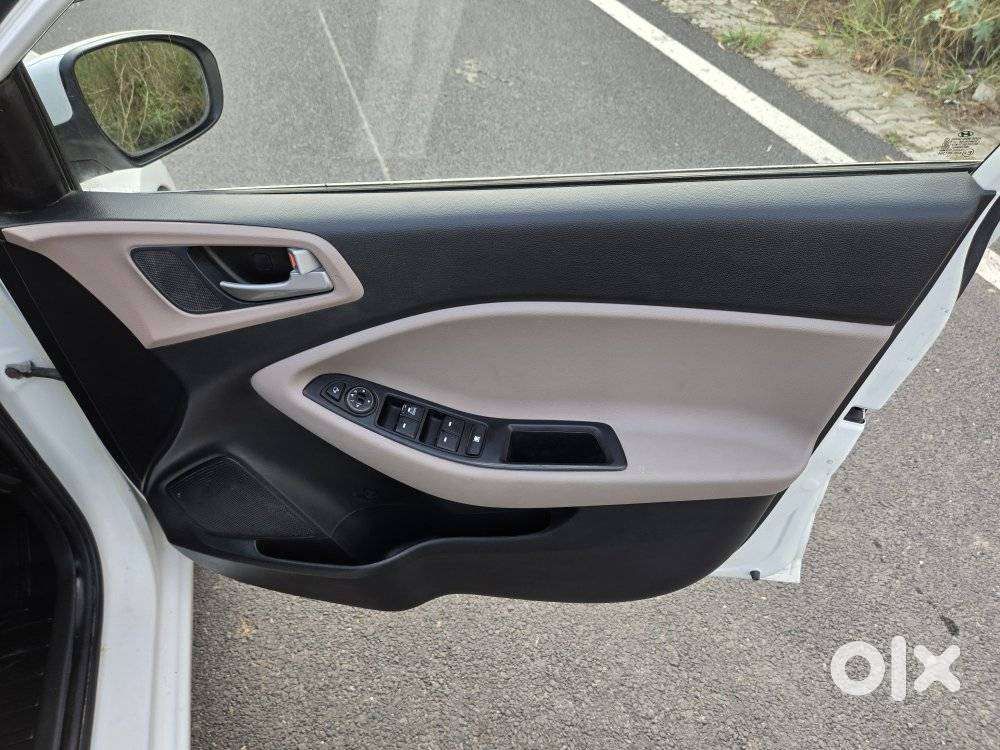 Hyundai Elite I20 Sportz (o) 1.2, 2020, Petrol