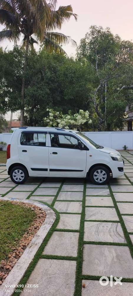 Maruti Suzuki Wagon R Lxi Cng Optional, 2016, Petrol