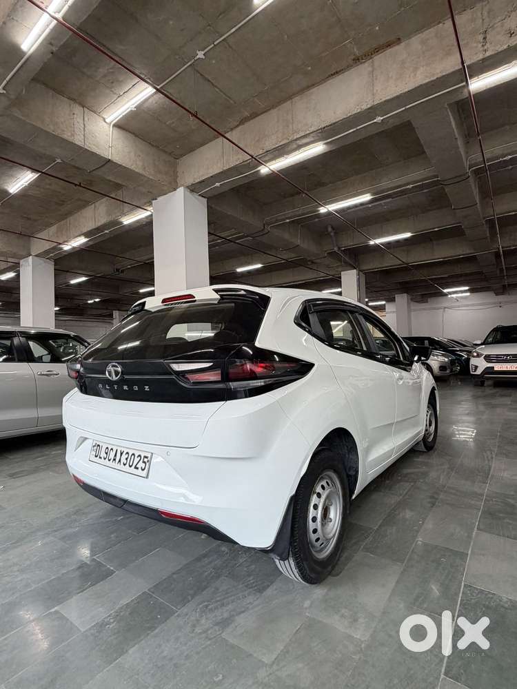 Tata Altroz Xe Petrol, 2021, Petrol
