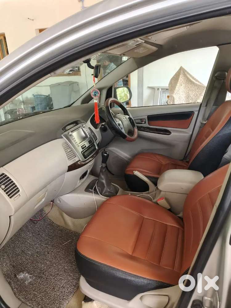 Well Maintained Single Handed Toyota Innova 2.5 Vx 2012 - 8seater