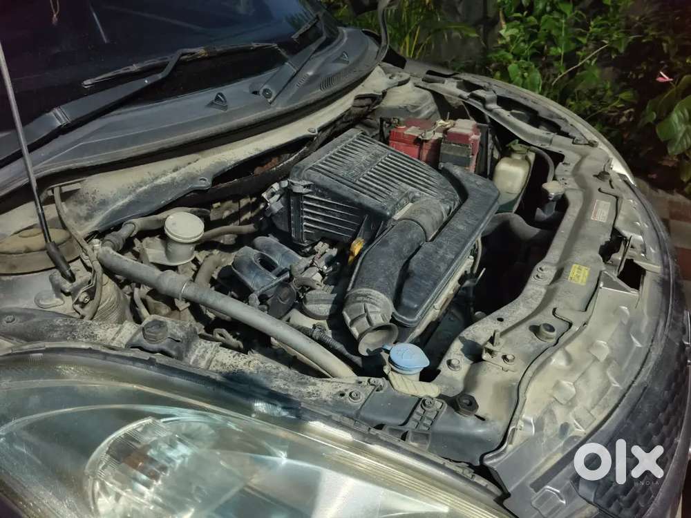 Maruti Suzuki Swift Vxi (petrol) 2012 Year