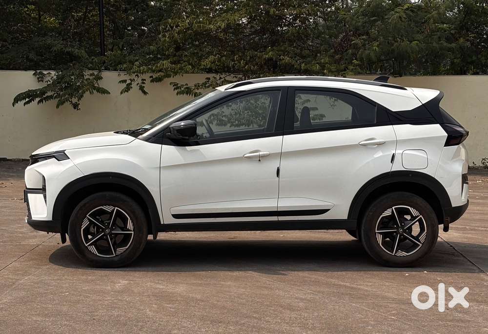 Tata Nexon Creative 1.2 Revotron Petrol 6 Amt, 2025, Petrol