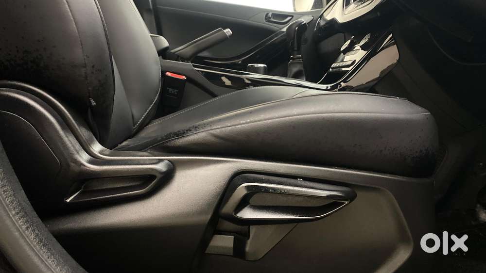 Tata Nexon 1.2 Revotron Xz Plus (l) Dark Edition, 2023, Petrol
